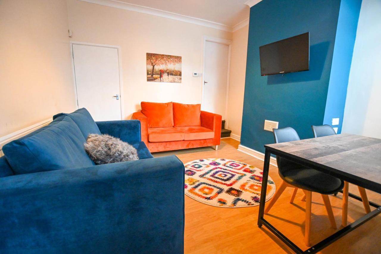Stoke-on-Trent Clarice House By Yourstays, 3 Bedroom House By University Of Staffordshire מראה חיצוני תמונה