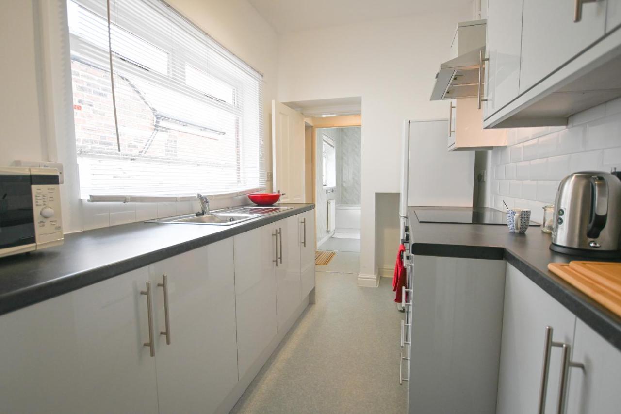 Stoke-on-Trent Clarice House By Yourstays, 3 Bedroom House By University Of Staffordshire מראה חיצוני תמונה